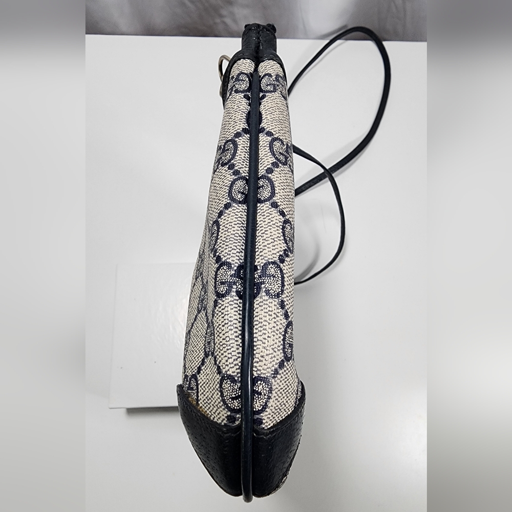 Gucci GG Sherry Line shoulder bag. Interior has been cleaned out. - Picture 3 of 16